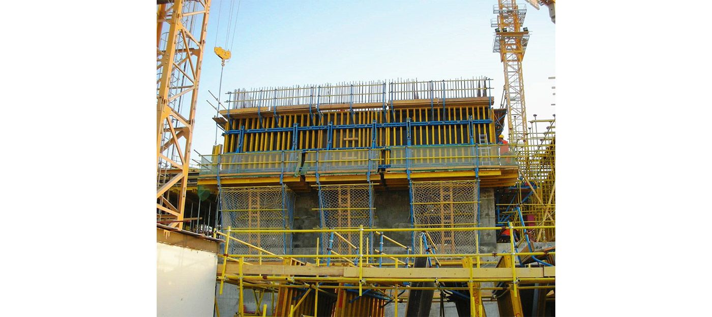 ZClimb™ CF210/240 Climbing System Formwork