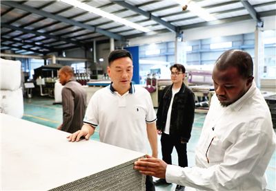 Africa client visit Zolo pp hollow shuttering board factory on May.2025